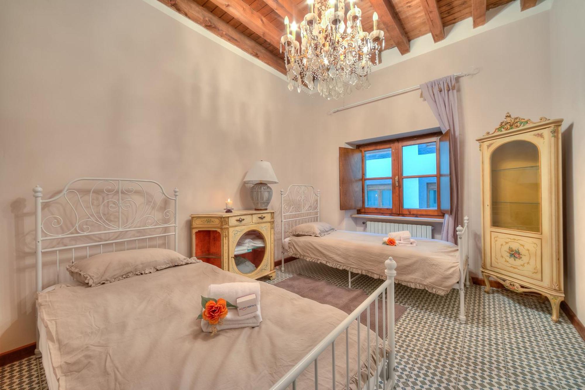 Laetitia Salo-Historic Center Near Lake - Happy Rentals מראה חיצוני תמונה