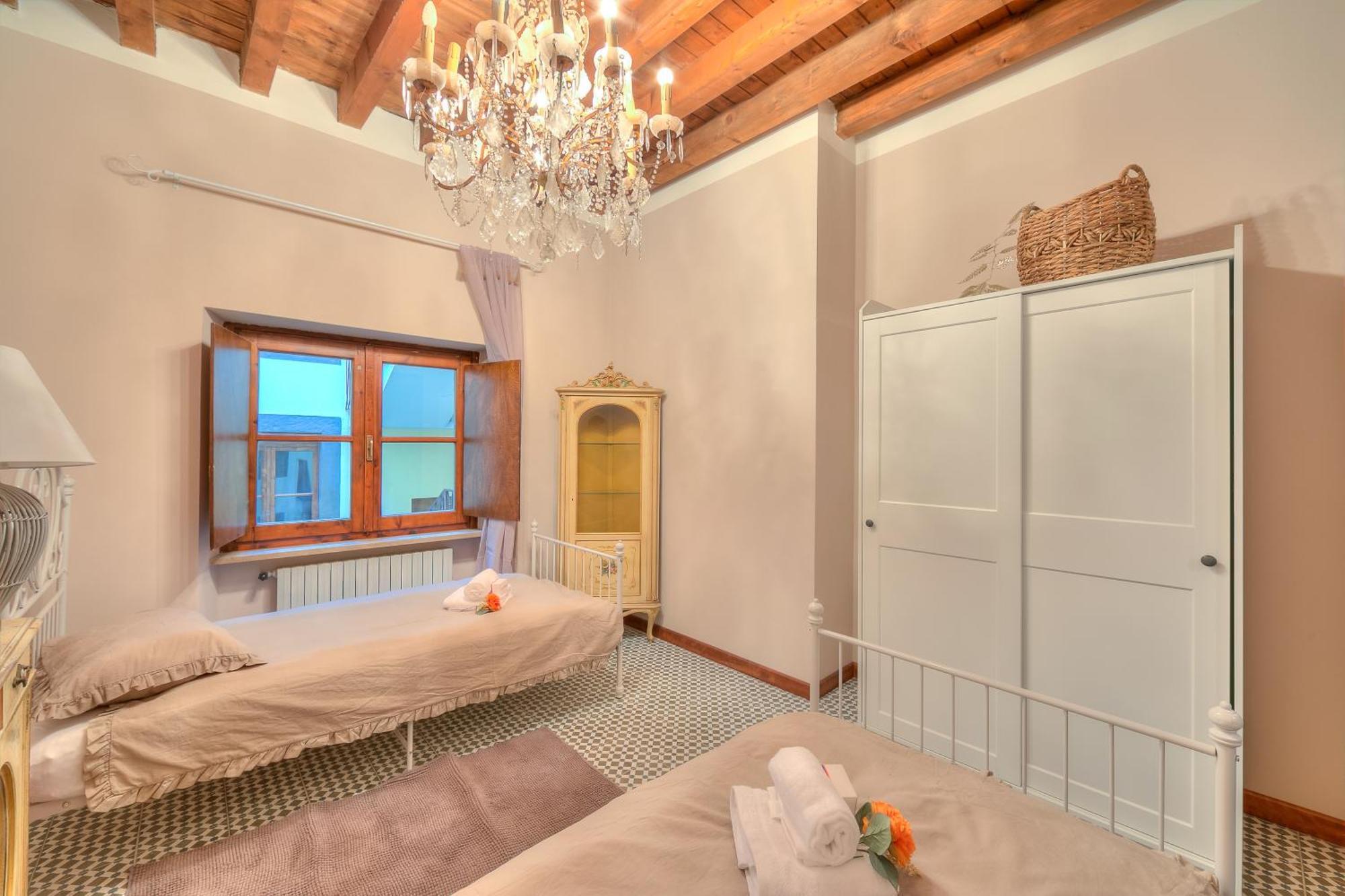 Laetitia Salo-Historic Center Near Lake - Happy Rentals מראה חיצוני תמונה
